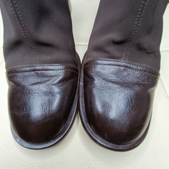 Charles Jourdan Brown Ankle Sock Block Heele Booties With Side Zipper Size 8.5 - Picture 12 of 13